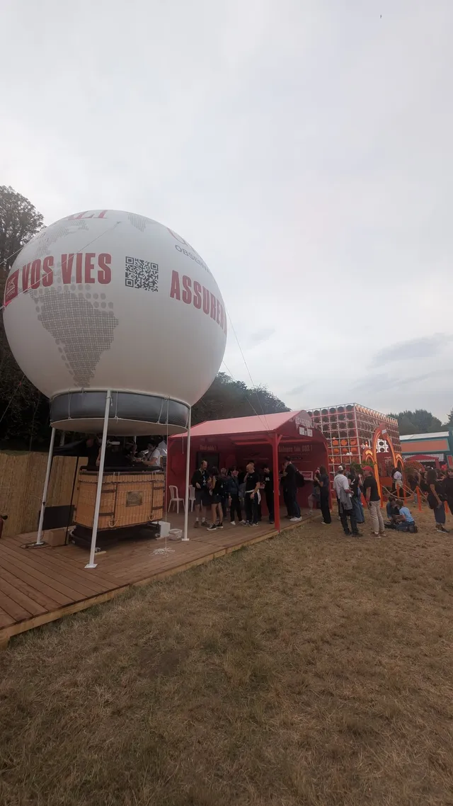 Stand Generali — Ballon VR à Rock en Seine 2026